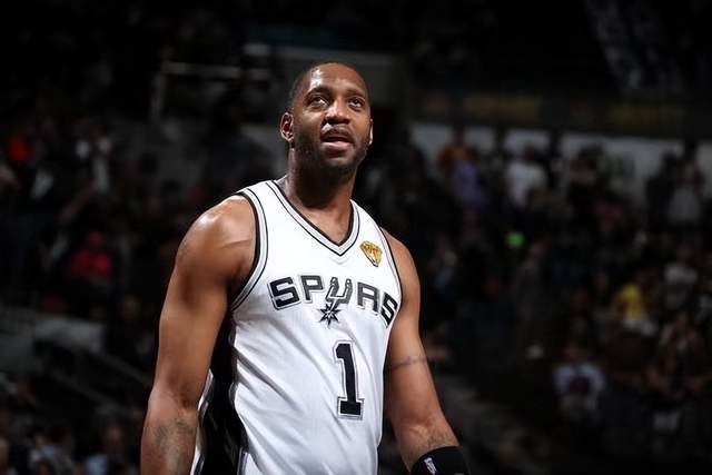 东契奇39+8+11独行侠克尼克斯 骑士剪网8连胜